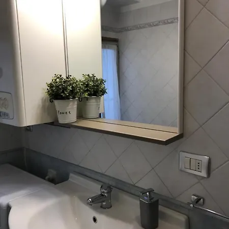 Ferienwohnung Che Piacere! Udine In Centro Col Posto Auto Exterior foto