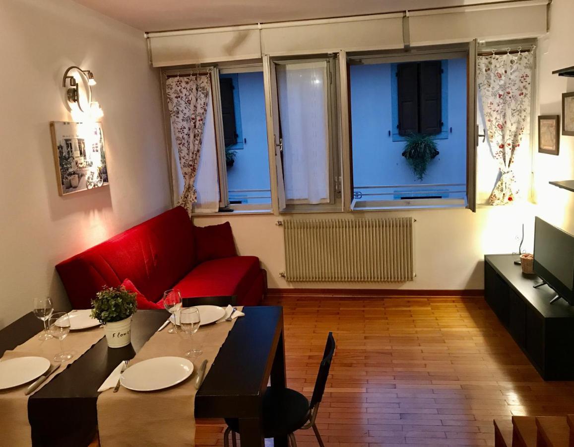 Che Piacere! In Centro Col Posto Auto Apartment *
