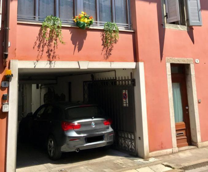 Che Piacere! In Centro Col Posto Auto * Udine